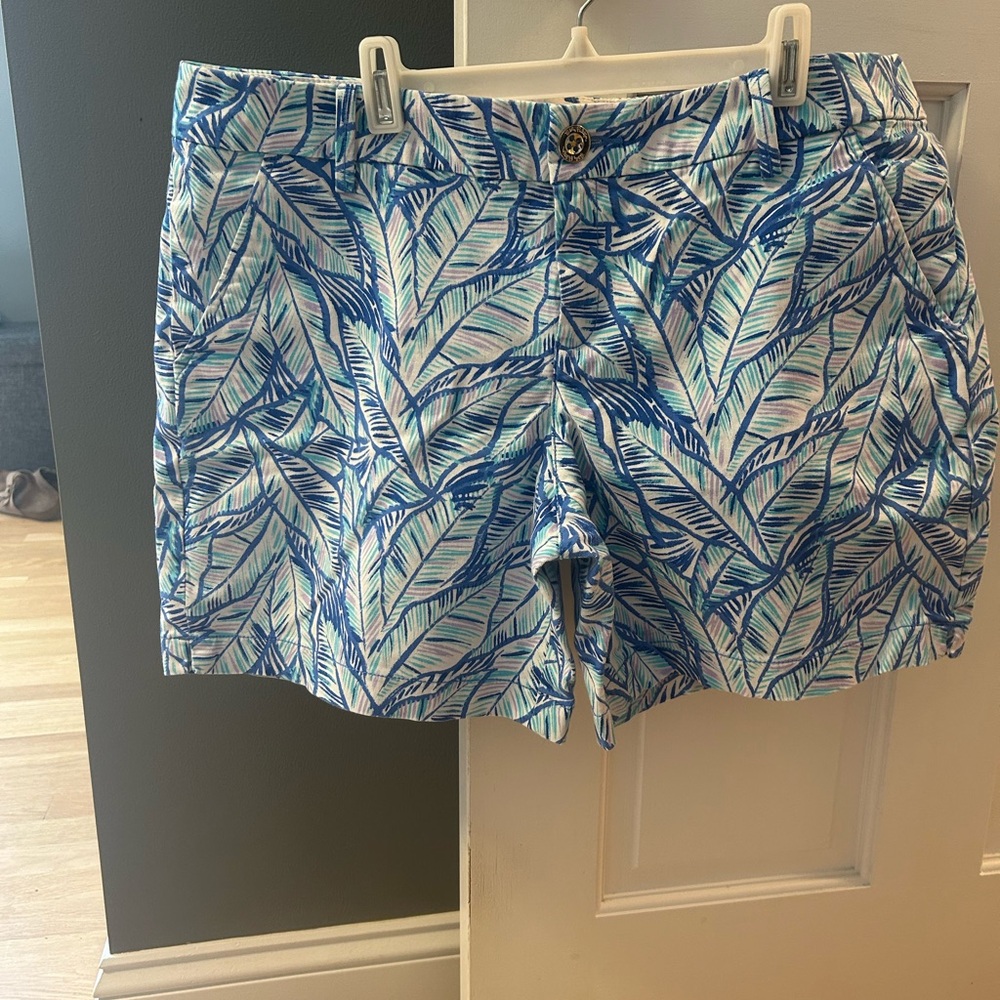Lilly Pulitzer Blue Leaf Pattern Women's Shorts